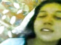 Malay - ras moun anak mami baju biru